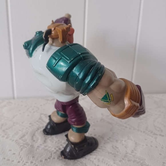 Mighty Duck Figure - Picture 3 of 7